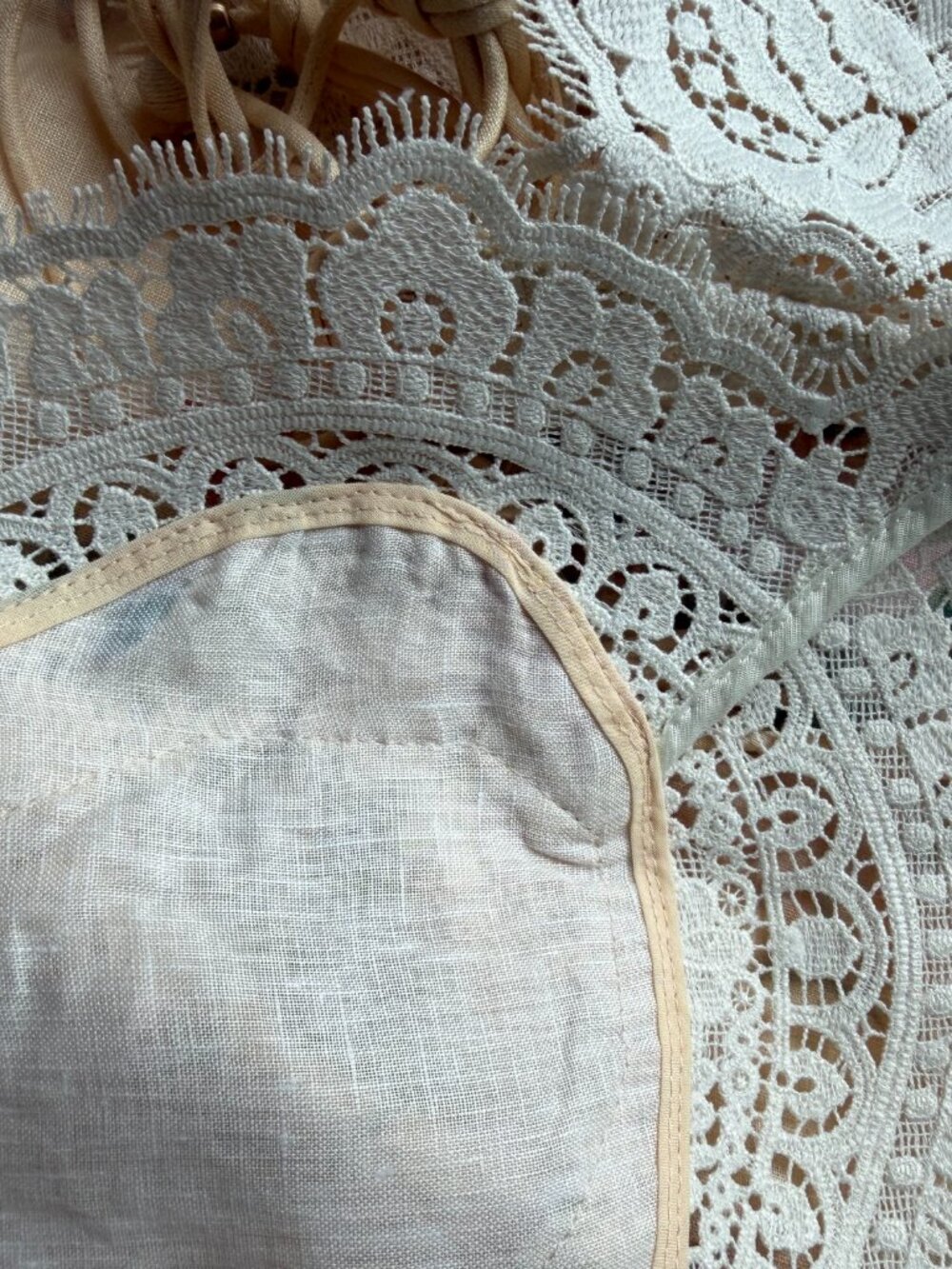 Zimmermann NWOT Everley Belted Lace-Trimmed Floral-Print Linen Midi Dress 2 - Picture 15 of 16